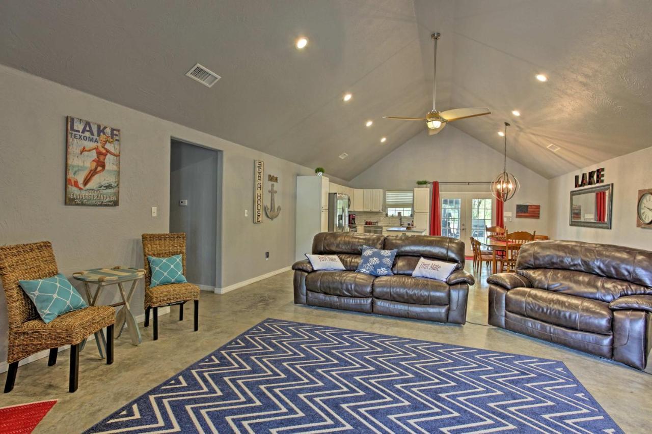 Modern Retreat With Gas Grill - Walk To Lake Texoma! Kingston Exterior photo
